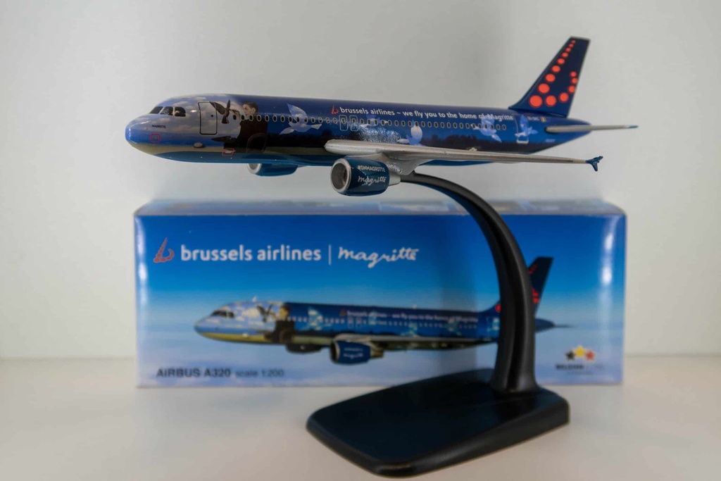 Model Airbus A320 Magritte 1/200